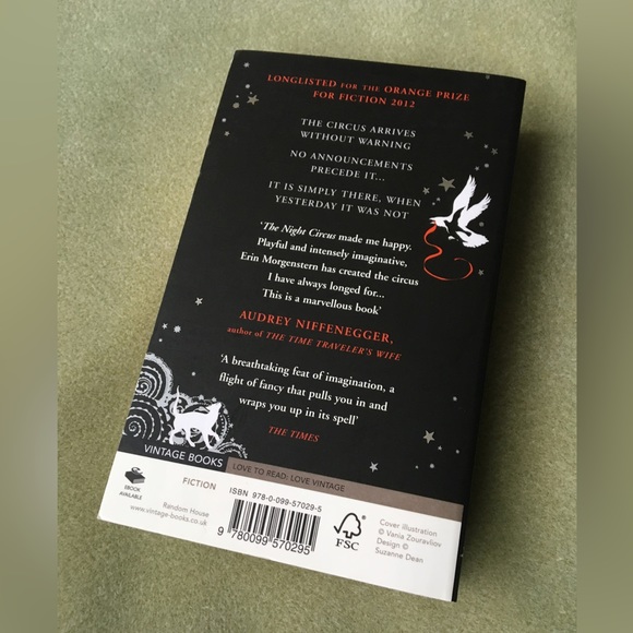 The Night Circus by Erin Morgenstern - Picture 3 of 4